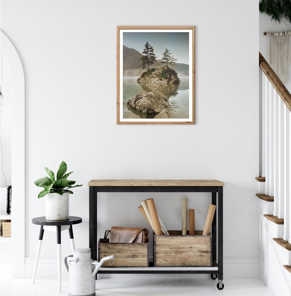 Bönninghoff Bild mit Rahmen Wandbild gerahmt INSEL IM SEE 40x50 cm – Natur Wandbild beruhigend, Bäume, Felsen, Landschaft, Natur, See, Seebilder (1 St), mit dekorativem Rahmen