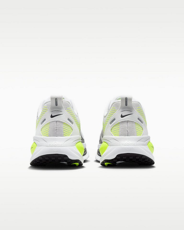 Nike Vomero 18 Laufschuh doppellagige, maximale Dämpfung für ein komfortables Laufgefühl Bild 5