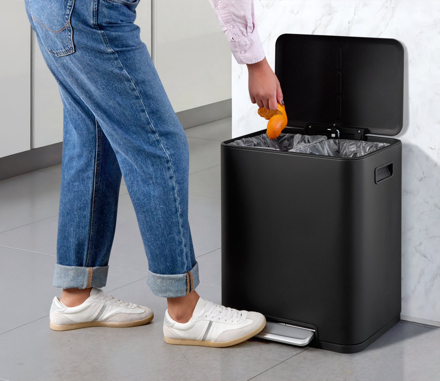 W5 Abfalleimer, Edelstahl mit Mülltrennsystem, 2 x 15 l (Schwarz) Bild 4