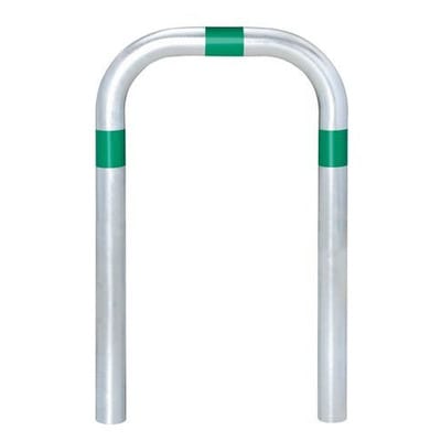 Ladesäulen Rammschutz-Bügel aus Stahl, feuerverzinkt, B 500 mm, Reflexringe grün, zum Einbetonieren