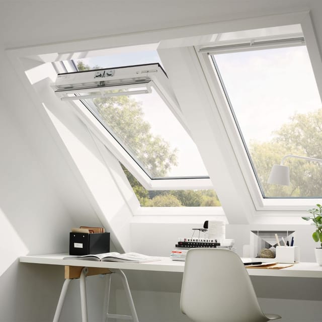 VELUX Dachfenster GGL 2070Q Schwingfenster Holz/Kiefer weiß lackiert Einbruchschutz Fenster, 134x98 cm (UK04)