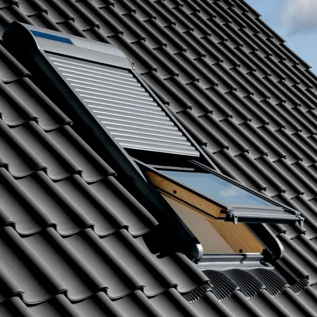 VELUX Solar-Rollladen SSL 0000S Aluminium Dunkelgrau, 66x140 cm (FK08)
