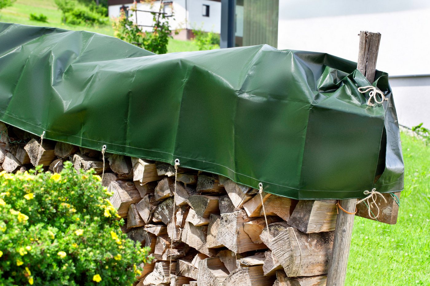 Windhager Schutz-Plane LIGHT 80g/m2 Abdeckung mit Ösen Abdeckplane, 2x3 m