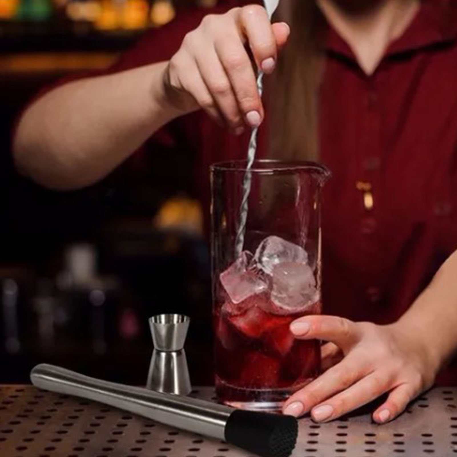 Barkeeper-set Aus Edelstahl Für Zuhause: Cocktaillöffel, Stößel, 15-ml-jigger Und 30-ml-messbecher