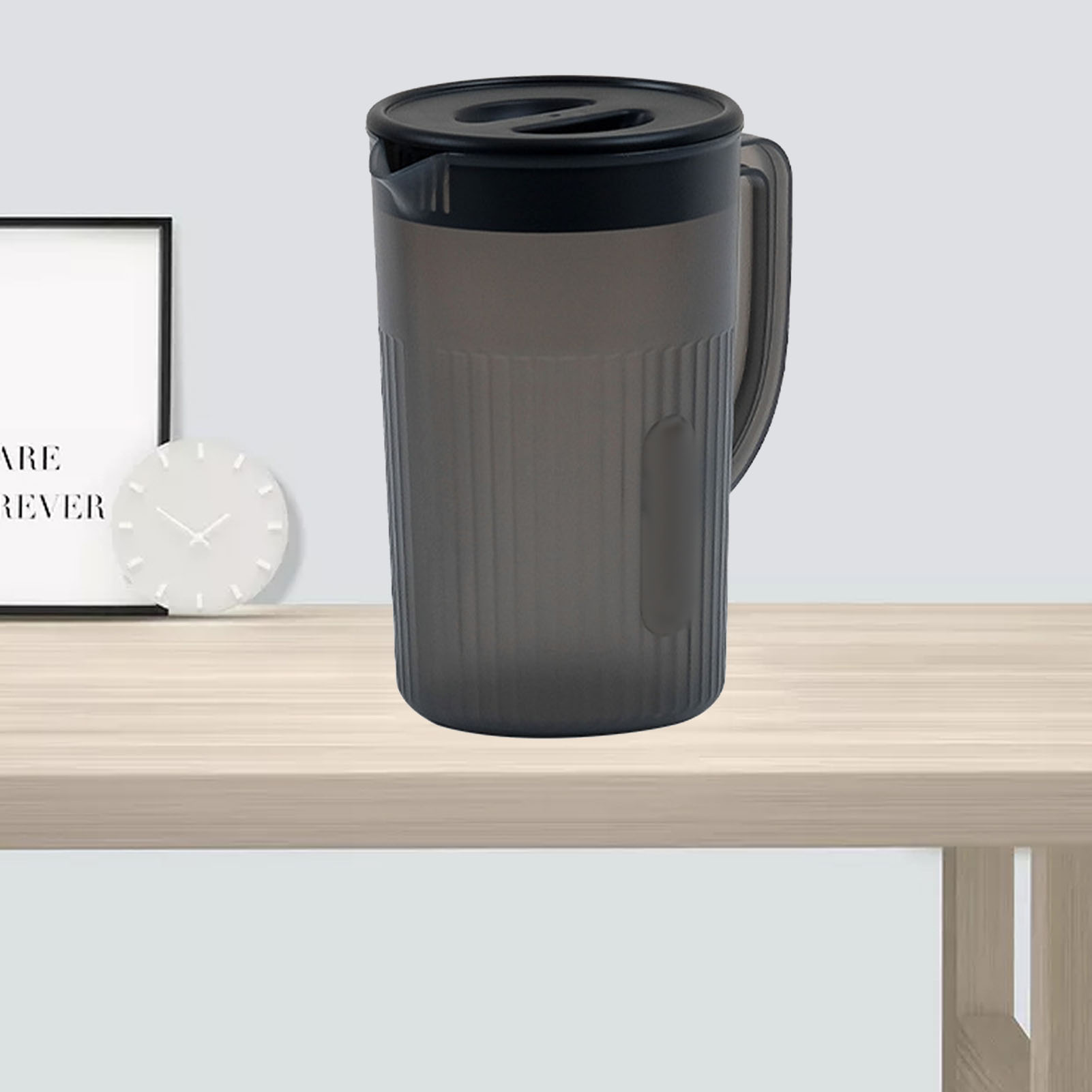 Großer Kunststoffkrug Mit Deckel, Hitzebeständig, Für Kaltes Wasser, Saft Und Tee, Schwarz