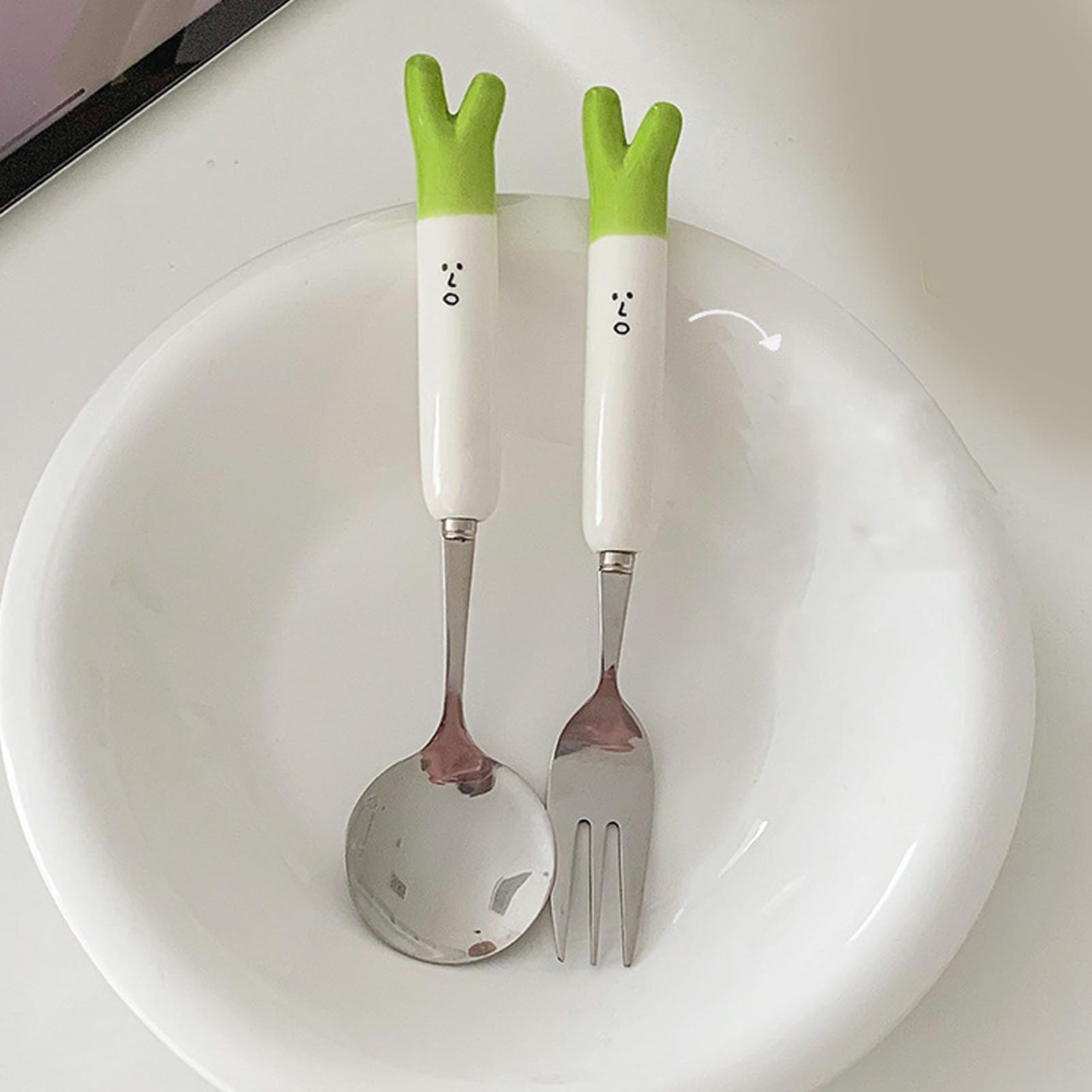 Besteckset Aus Keramik Und Edelstahl, Gabel Und Löffel Mit Cartoon-zwiebelmotiv, Für Das Wohnzimmer