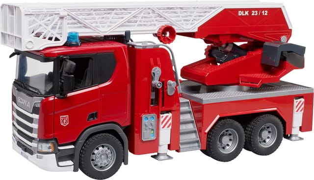 Bruder® Spielzeug-Feuerwehr Scania Super 560R Feuerwehr Drehleiter W.Pumpe L&S (03591), mit Licht und Sound