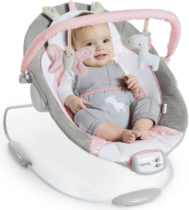 ingenuity Babywippe Soothing Bouncer, Flora the Unicorn, mit Vibration und Melodien