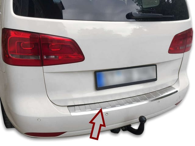 RECAMBO Ladekantenschutz für VW TOURAN 1T3, BJ 2010-2015 Stoßstangenschutz, V2A rostfrei, Exklusive Optik, praktischer Schutz & perfekte Passform