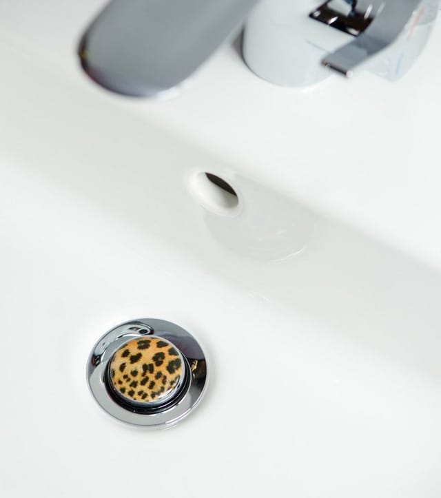Sanilo Waschbeckenstöpsel Leopardenfell, Ø 4.0 cm, hochwertig, universell, mit Motiv, 100% wasserdicht