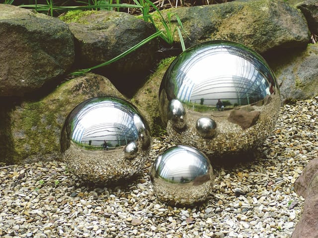 Spetebo Dekokugel Edelstahl Dekokugel 3er Set glänzend (Set, 3 St., Deko Kugeln), Metall Garten Hohlkugel silber - Teichkugel Gartenkugel Schwimmkugel