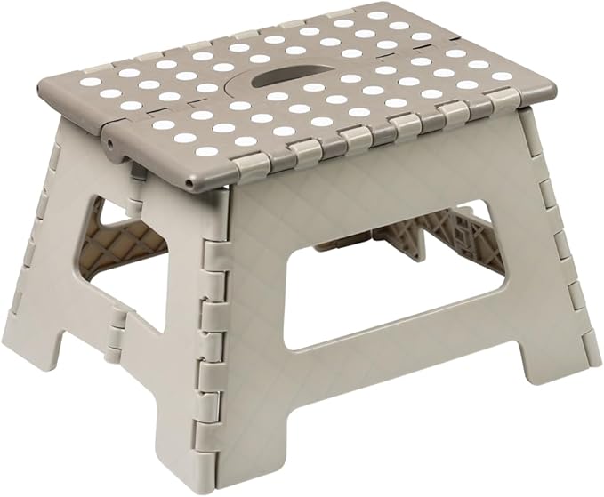 Pri-klapptritt 22 Cm – Rutschfeste Oberfläche – Maximale Belastung 120 Kg – Abmessungen 24,5 X 31,5 Cm – Dicke Zusammengeklappt 4 Cm