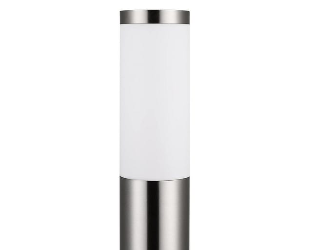 monzana Gartenleuchte, Außenleuchte mit Steckdose, Edelstahl 50cm IP44 Gartenlampe Sockelleuchte Strom E27 Außen Silber