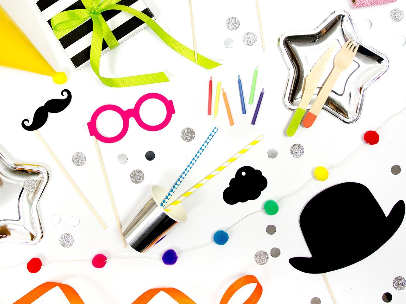 partydeco Trinkhalme, Papierstrohhalme diagonal gestreift 19cm weiß gelb 10er Set Bild 4