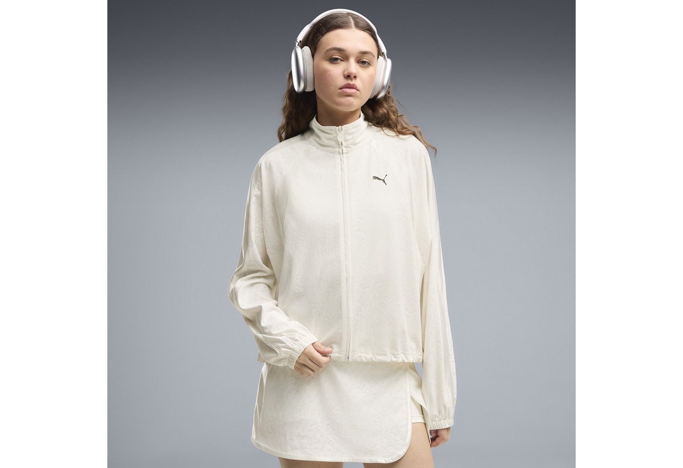 PUMA Trainingsjacke Lace Pack T7 Relaxed Trainingsjacke Damen Bild 2