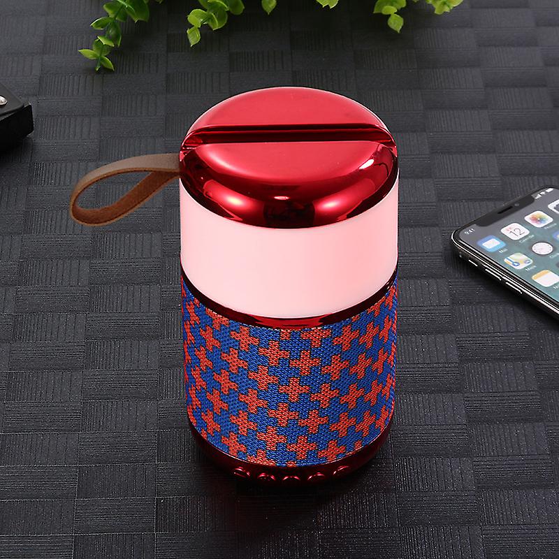 Tragbarer, Kabelloser Bluetooth-lautsprecher Mit Hd-stereo-sound, 360°-surround-sound Und Tiefen Bässen Für Unterwegs