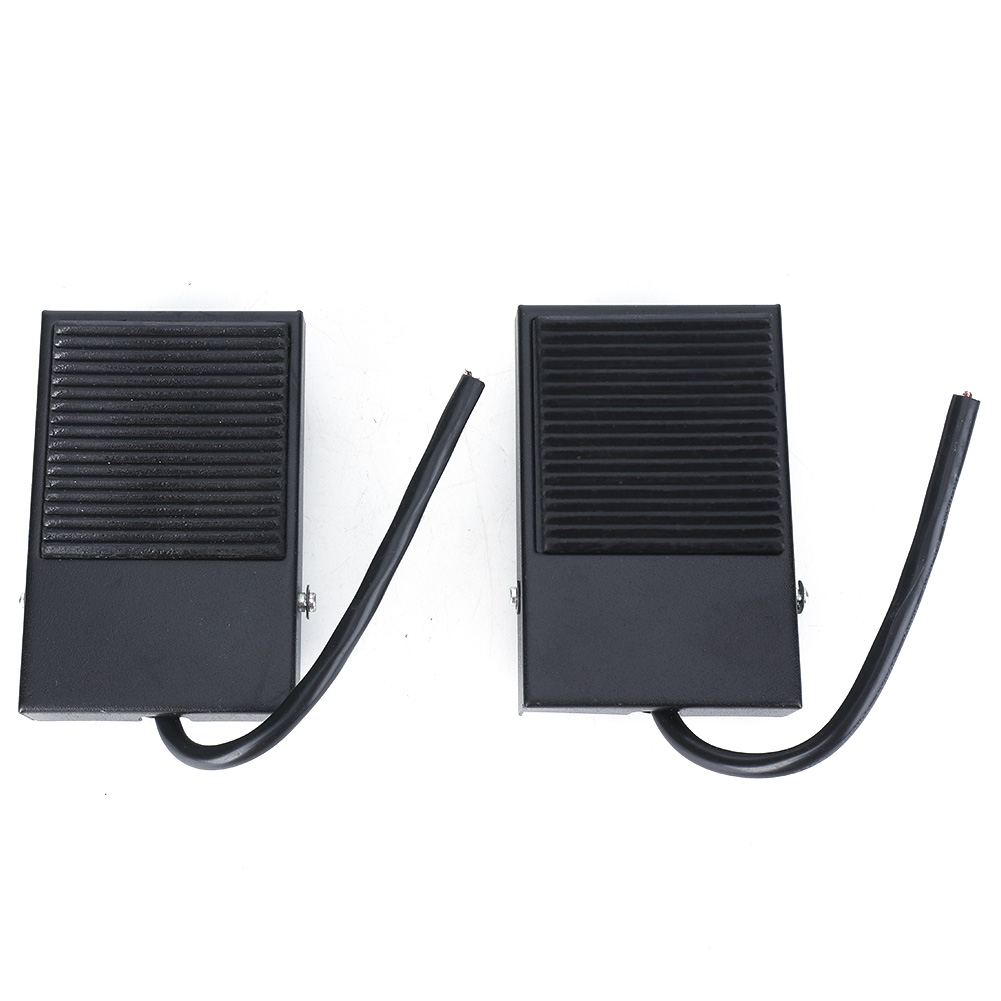 Automatisches, Federbelastetes 2-teiliges Fußpedal Tfs-1 Mit 24 Cm Kabel, 250 V, 10 A