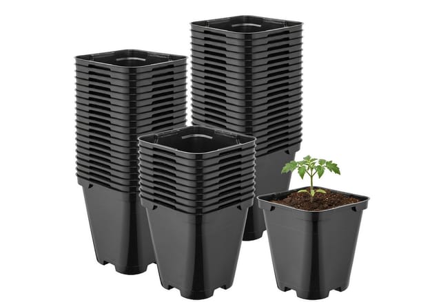 Garronda Blumentopf Kunststoff eckig abgerundet mit Drainagelöchern für Garten GD-0200 (50 St., 50er Set)