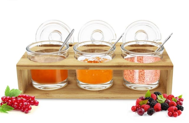 Sendez Gewürzbehälter 3 Gewürzgläser mit Holzgestell und Löffeln Gewürzdosen Set, Holz/Glas