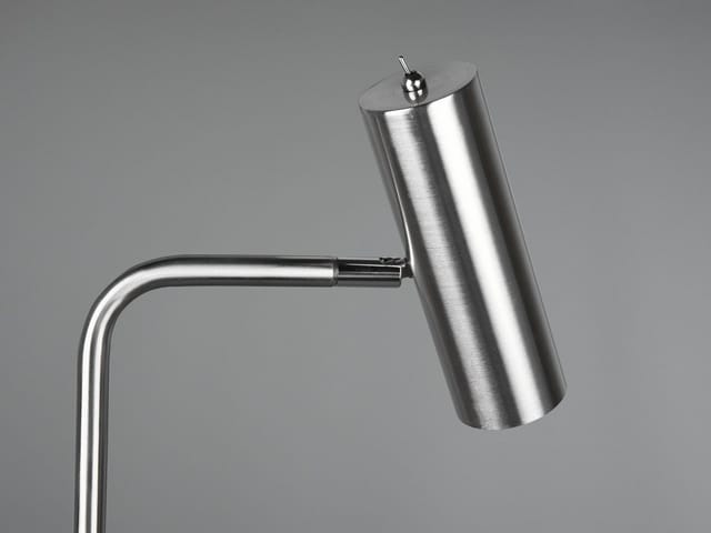 TRIO Leuchten LED Stehlampe, Dimmfunktion, LED wechselbar, Warmweiß, Lampenschirm schwenkbar, Leselampe minimalistisch Silber, Höhe 151cm