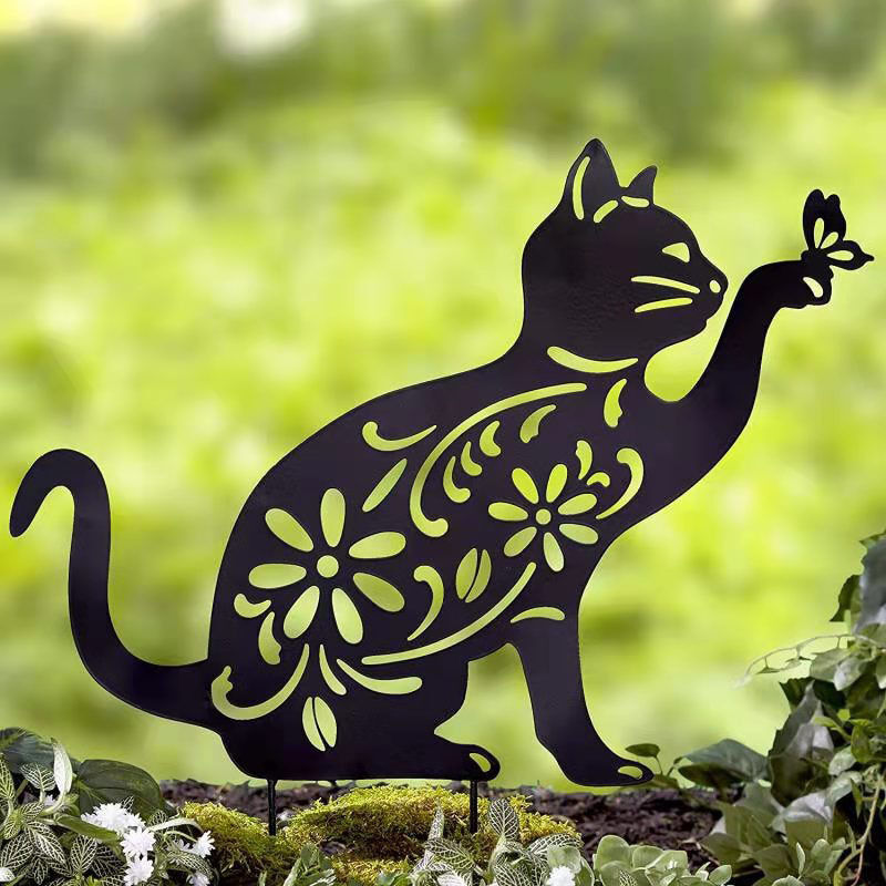 Gartendekoration In Form Einer Katze, Die Einen Schmetterling Jagt, Schwarzer Metallstab Für Die Landschaftsgestaltung