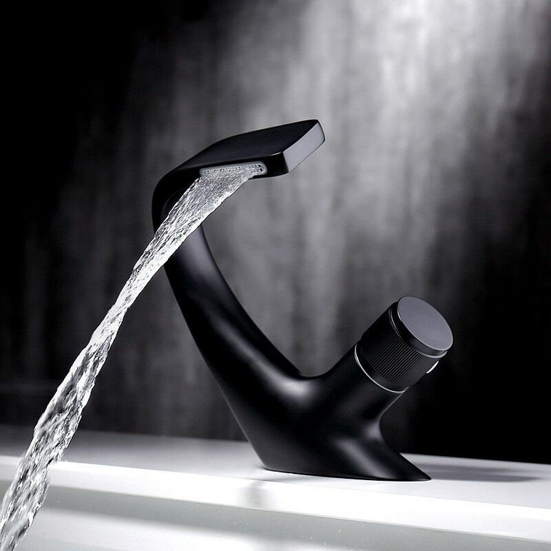 Einfacher Waschtisch-wasserhahn Aus Messing – Chromfinish – Höhe 18 Cm – Einfache Installation – Wassersparend Mit Integriertem Filter