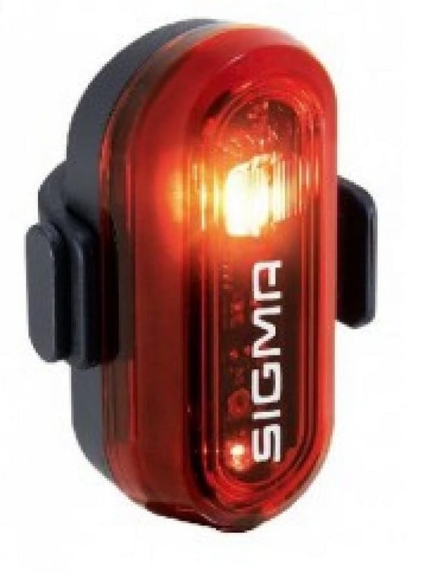 SIGMA SPORT Fahrradbeleuchtung Aura 30 Frontlicht und Curve Rücklicht Beleuchtungsset