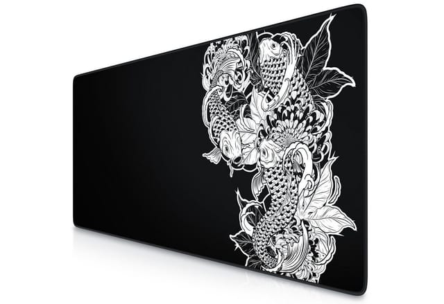 Titanwolf Gaming Mauspad XXL Speed Mousepad 900 x 400 x 3 mm, große Tischunterlage, rutschfest, abwaschbar, Geschwindigkeit & Präzision, Koi Tattoo 3