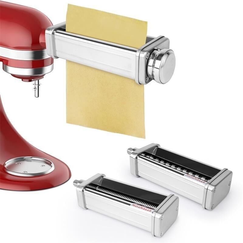 Zubehör Für Nudeln Für Kitchenaid. Enthält Eine Walze Für Nudelteigblätter, Einen Spaghettischneider Und Einen Fettuccineschneider Für Die Kitchenaid-nudelmaschine.