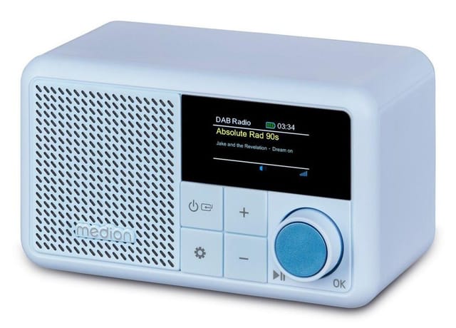 Medion® Tragbares DAB+ Radio MEDION® LIFE® S66822 (MD44822) Radio (MW/UKW, AM/FM, DAB+, RDS, 2 W, ca. 6,5 Akkulaufzeit, Farb-TFT-Display, Bluetooth® 5.3, IPX1-Schutz)