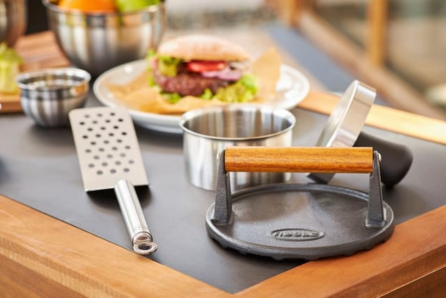 RÖSLE Burgerpresse Rösle BBQ Gewicht aus Gusseisen / Ø 17,5 cm