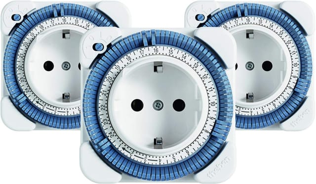 theben Zeitschaltuhr timer 26, 3er-Pack 0260030 Steckdose, Direktwahltasten, Tagesprogramm, für Aquarium/Terrarium, Beleuchtung, 3er Pack, innen
