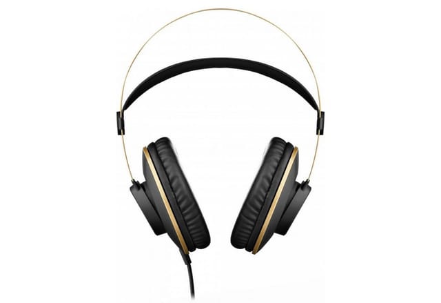AKG K-92 - geschlossener Studio Over-Ear-Kopfhörer (für Mischen und Mastern - mit austauschbaren Ohrpolstern)