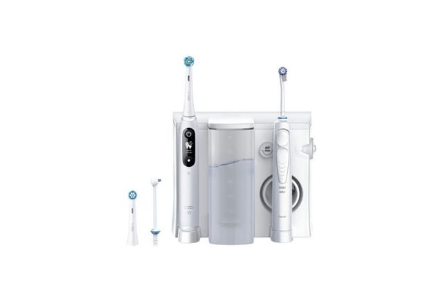 Oral-B Mundpflegecenter iO Series 6 Oral Health Center + OxyJet - Mundpflegecenter - weiß