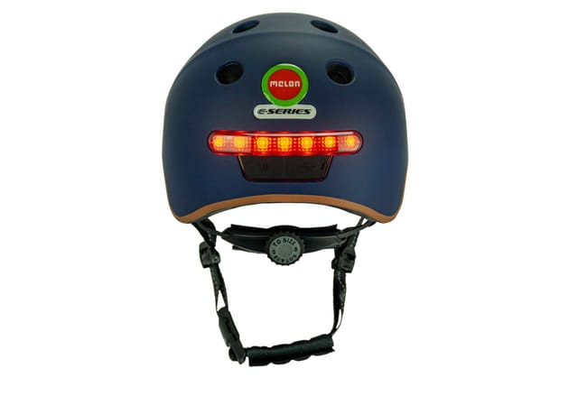 Melon Fahrradhelm E-Series Heaven & Earth mit Vorder- und Rücklicht, super leicht, Magnetverschluss, größenverstellbar, mehr als 50 Designs