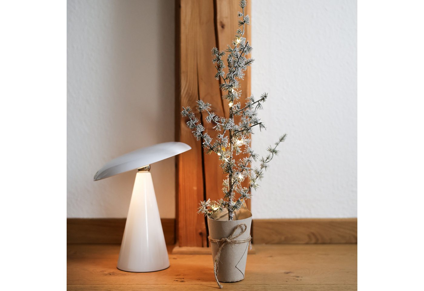 Winterliche Kunstpflanze Zeder PINEA mit LED, Lene Bjerre, Höhe 60 cm Bild 4