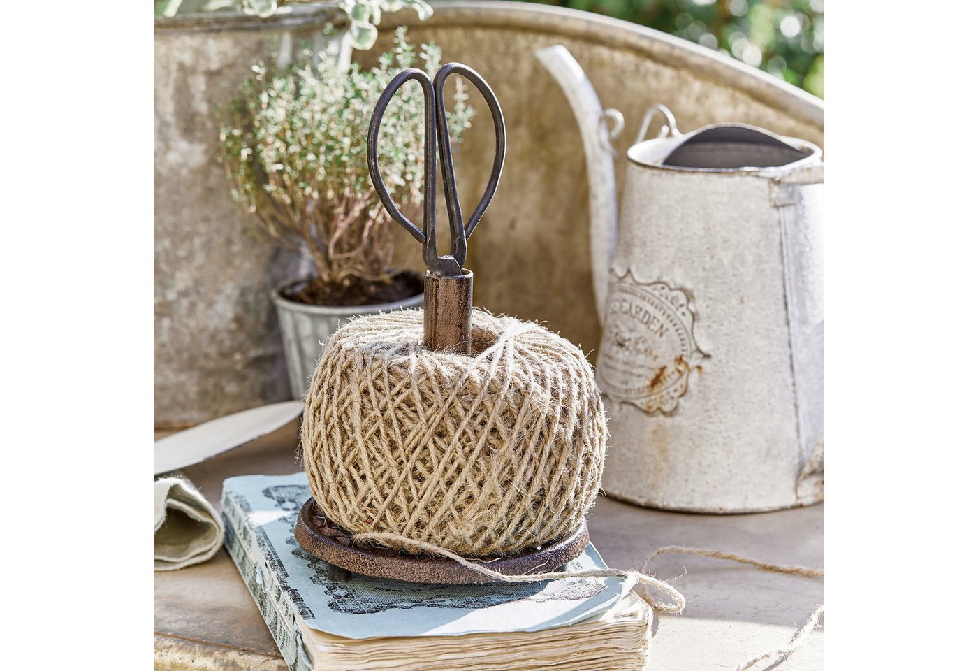 Mirabeau Gartenfigur Schnurhalter mit Schere Winsome braun Bild 2