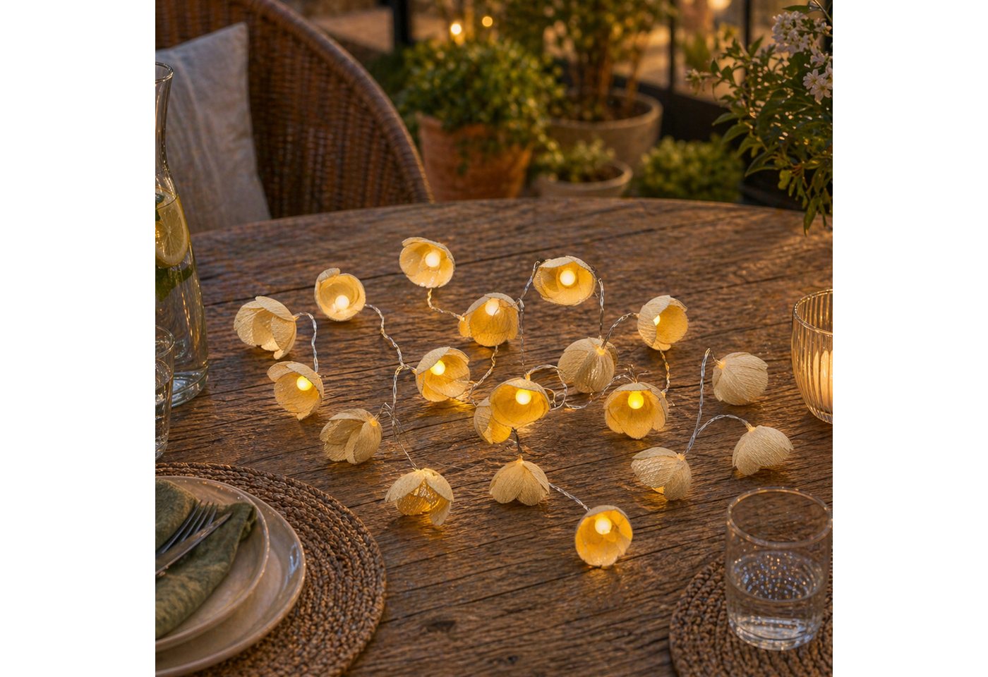 MARELIDA LED-Lichterkette Blumen Blumengirlande 15 weiße Blüten Timer L: 1,4m für Außen, 15-flammig Bild 3