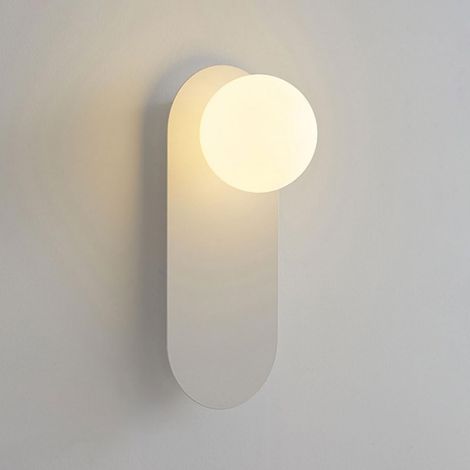 Moderne, Weiße Glaskugel-wandleuchte Mit G9-fassung Für Schlafzimmer, Wohnzimmer Und Flur. Klares, Geometrisches Design, Spendet Sanftes Licht Und Verleiht Räumen Stil.