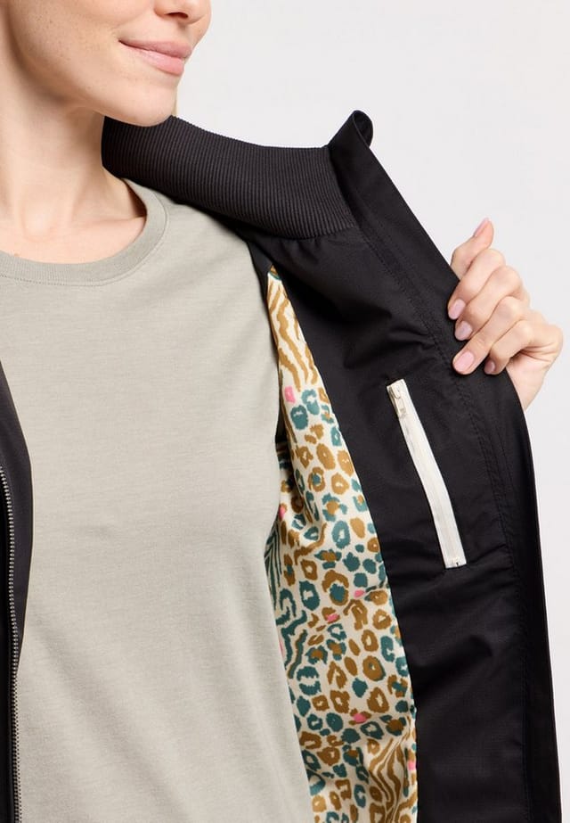 Ragwear Outdoorjacke DIZZIE Wasserabweisend mit Kordelzug am Saum und Reißverschlusstaschen