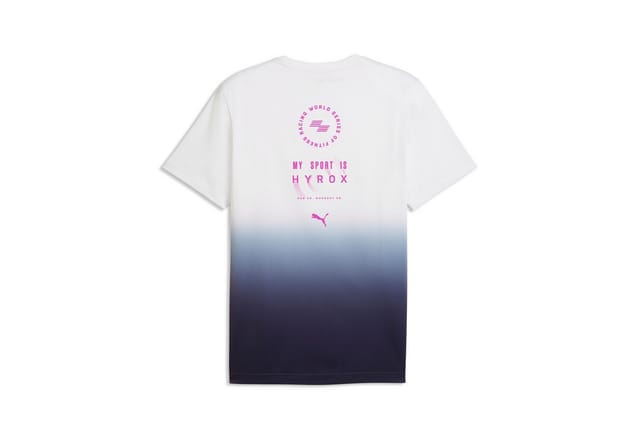 PUMA Trainingsshirt M X HYROX POLY GRAPHIC TEE reguläre Passform, Kurzarm, für Fitness und sportliche Aktivitäten