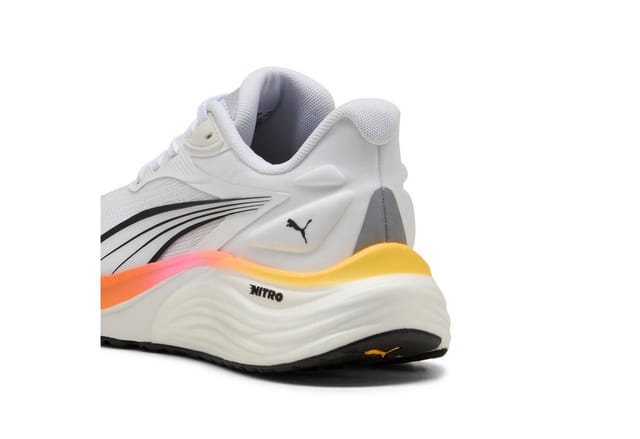 PUMA ELECTRIFY NITRO 4 WN Laufschuh mit atmungsaktivem Mesh-Obermaterial, mit herausnehmbarer Innensohle