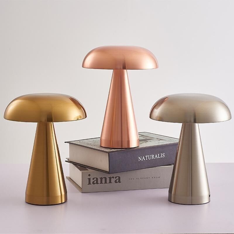 Pilzlampe. Goldene Pilzleuchte. Wiederaufladbare Tischlampe Für Schlafzimmer Und Büro. Dimmbares Nachtlicht Mit Touch-funktion Als Schreibtischlampe In Champagner-gold (gold)