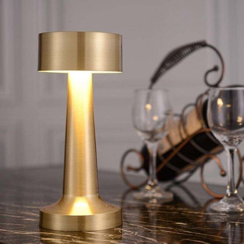 Kabellose Led-nachttischlampe Mit Touch-funktion. Usb-aufladbare Tischlampe. Leistungsstarke Bürobeleuchtung Mit Batterien. 3 Farbtemperaturen. Für Restaurants