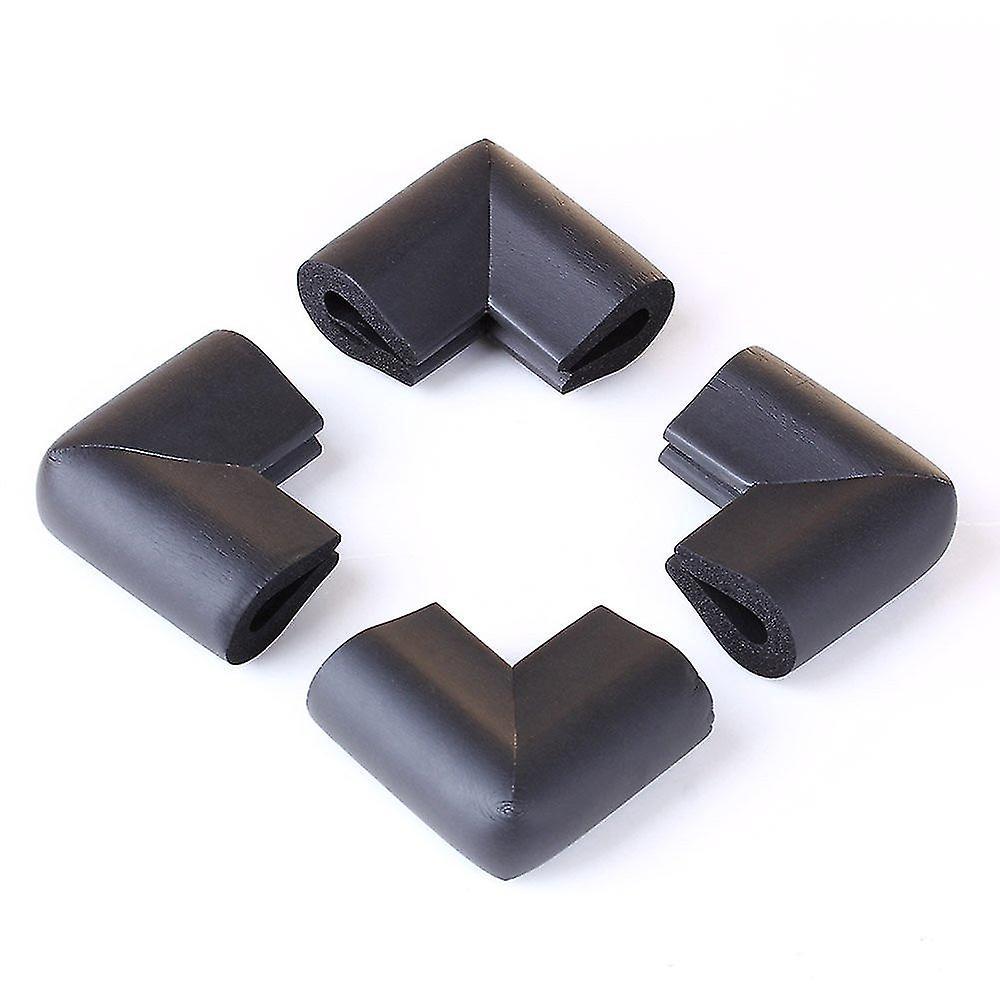 Set Mit 4 Schwarzen Tischeckenschonern