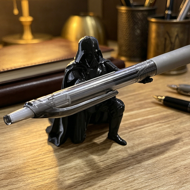 3d-gedruckter Darth-vader-stiftehalter – Personalisierte Aufbewahrung Für Schreibwaren, Schreibtischdeko, Lernspielzeug, Lustiges Accessoire Für Büro Und Studium