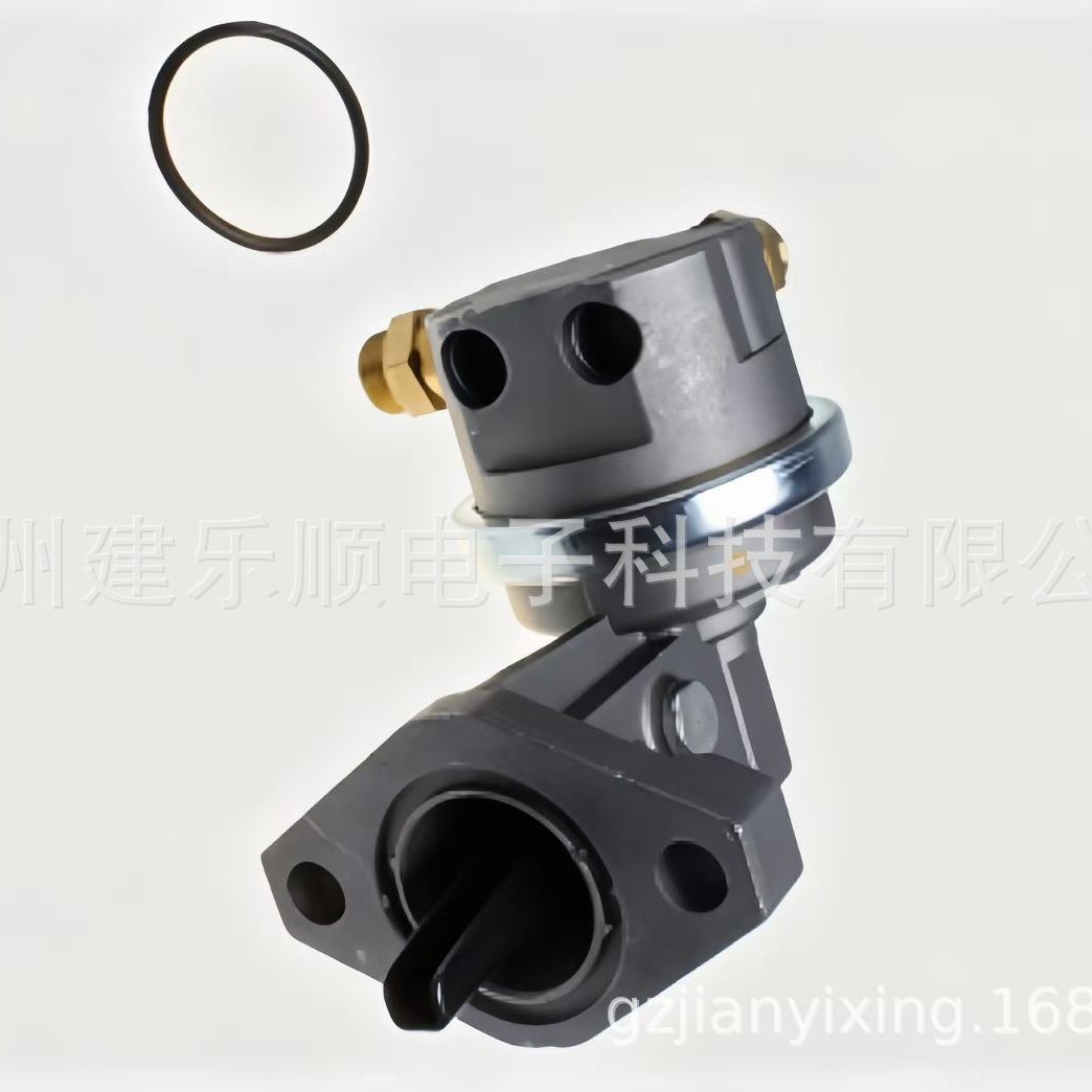 Die Kraftstoffpumpe Re66153 Ist Für Die John Deere Kraftstoffpumpen 110, 120, 310e, 410e, 450g, 455g Und 550g Geeignet.