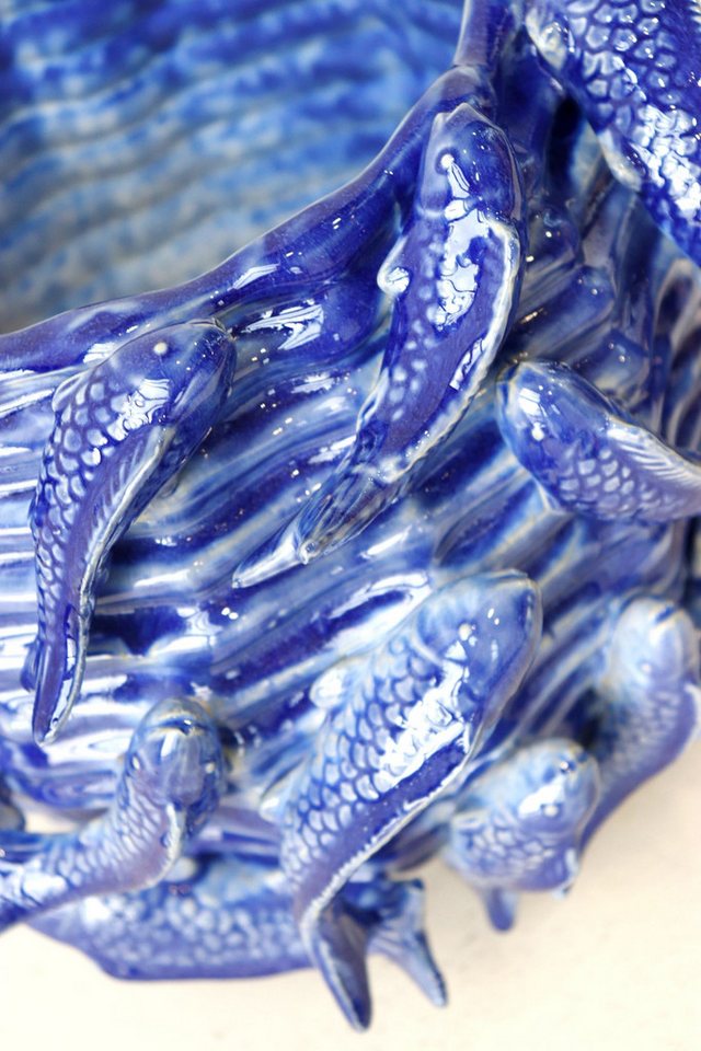 FURNARO Übertopf, mit plastischen Fischdekor in blau aus Keramik ø29x21cm