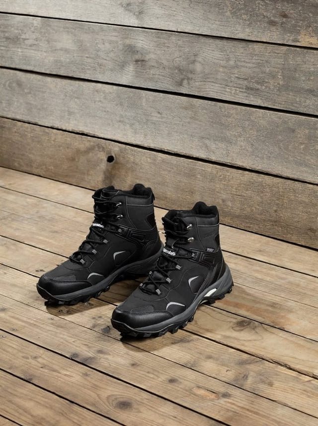 Reusch Outdoorwinterstiefel Multi-Grip-Profilsohle mit stoßdämpfender Zwischensohle